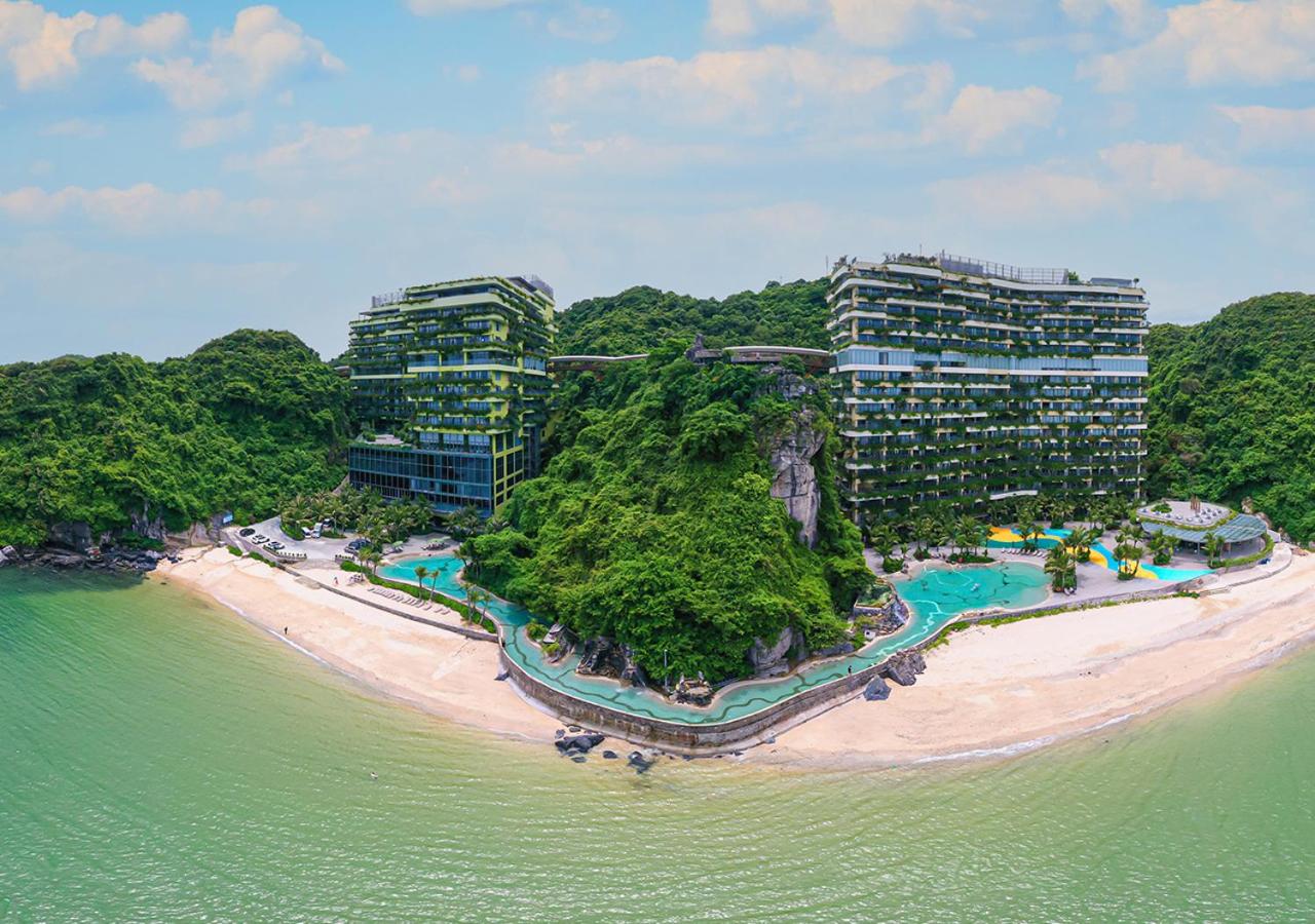 Flamingo Cát Bà Beach Resort