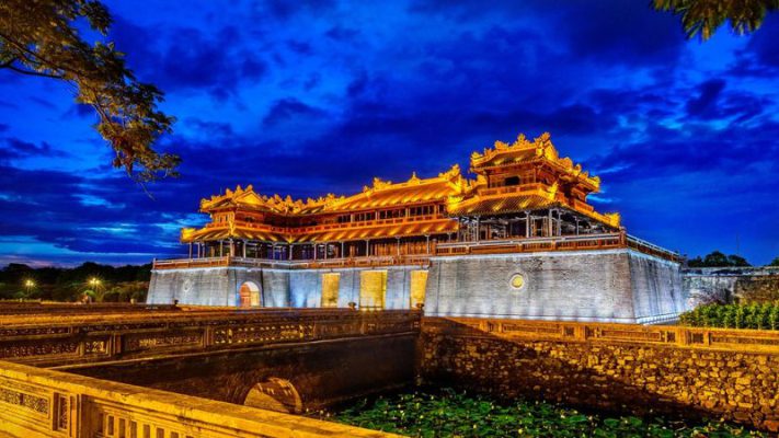 Huế